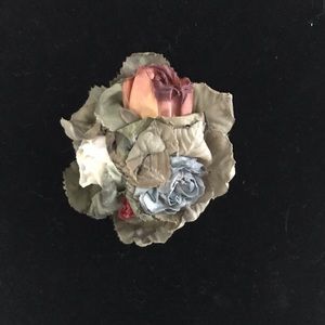Vintage 💕 Handmade Brooch